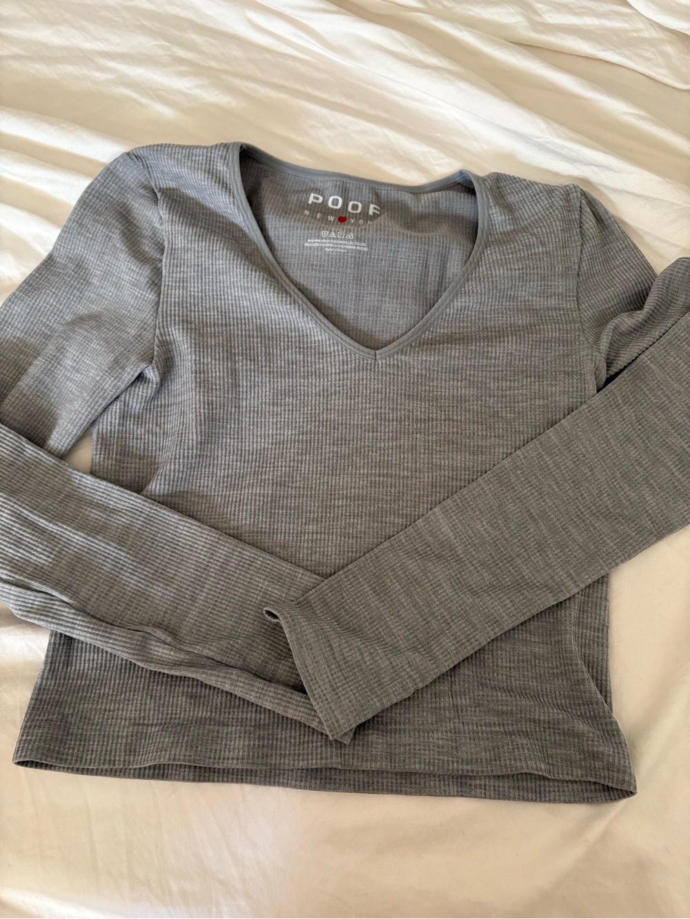 Poof! Ribbed V‑Neck Long Sleeve Top - Gray